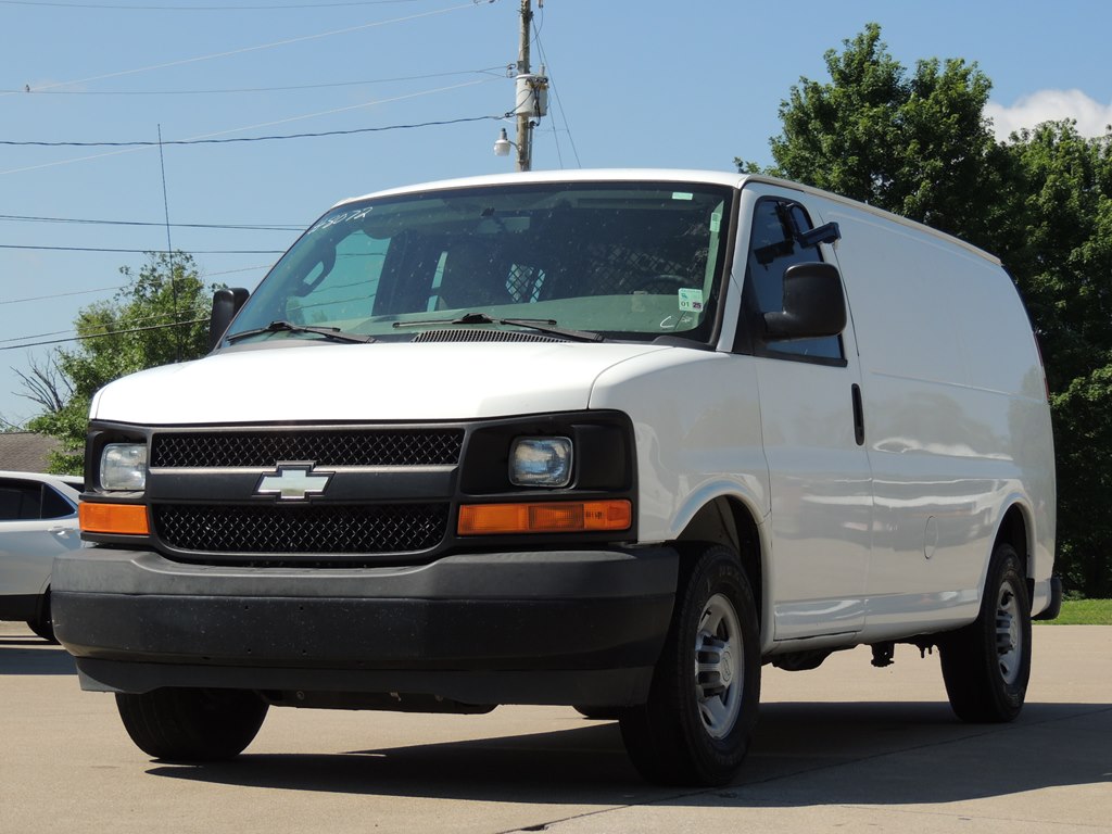 chevrolet express cargo 2017 1GCWGAFG1H1348072 image chevrolet express cargo 2017 1GCWGAFG1H1348072 image